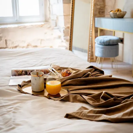 לינה וארוחת בוקר Laurentius Heritage Luxury Diocletian Palace 3*