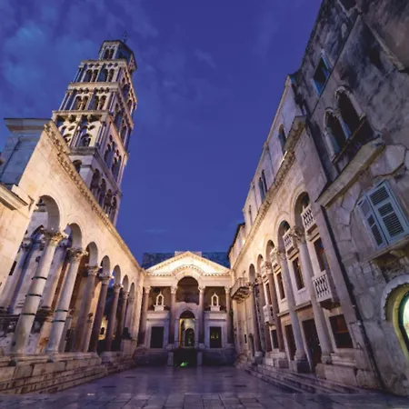 Laurentius Heritage Luxury Diocletian Palace * Split