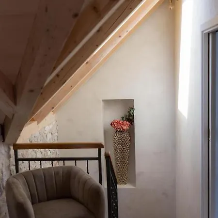 Laurentius Heritage Luxury Diocletian Palace Bed & Breakfast 4*